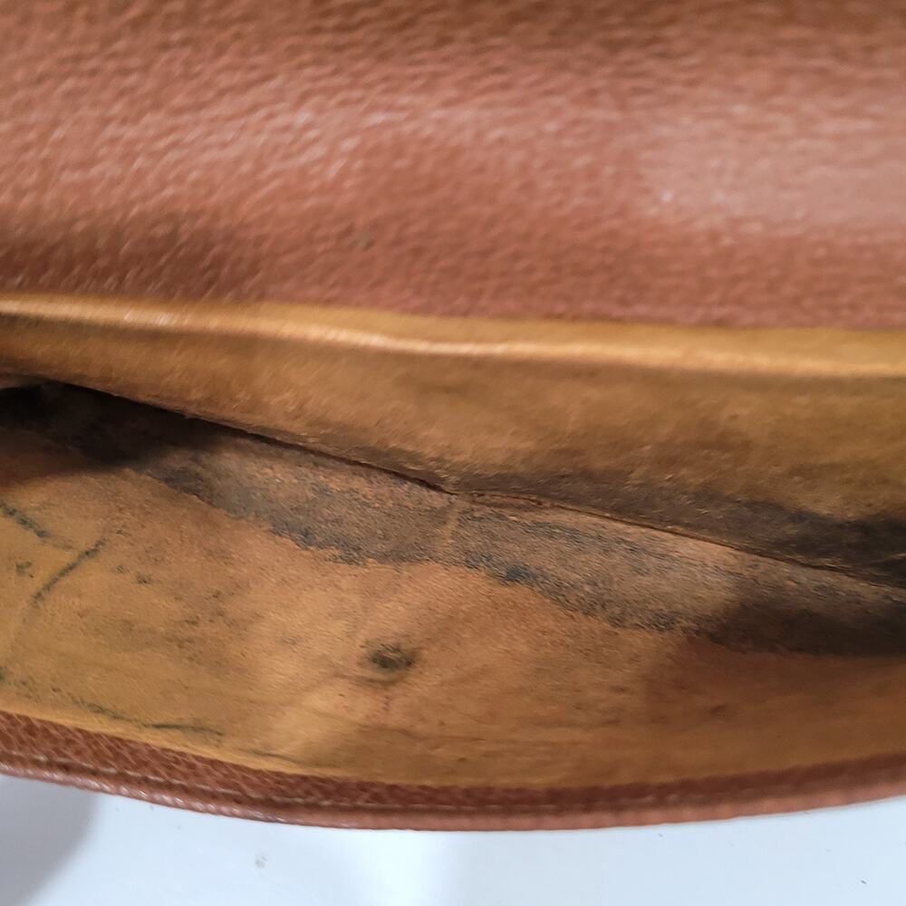 GUCCI Vintage Byckle Clasp Wallet Bifold Brown Large Retro Clutch Leather Fair - Picture 12 of 16